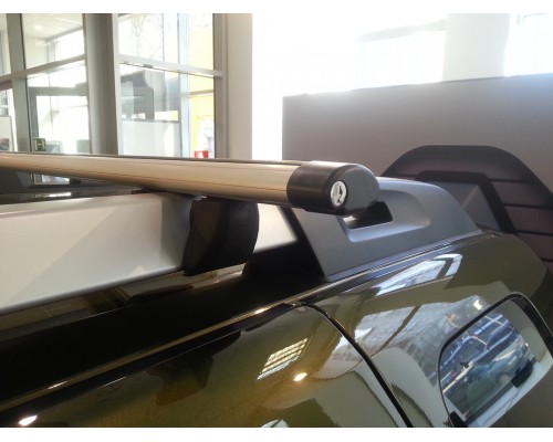 Багажник на рейлинги для Renault Duster Inter Аэро с замком 120 см Фото