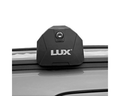 Багажник для а/м с интегрированными рейлингами LUX SCOUT с серебристыми дугами 110 см Артикул 601171 Фото