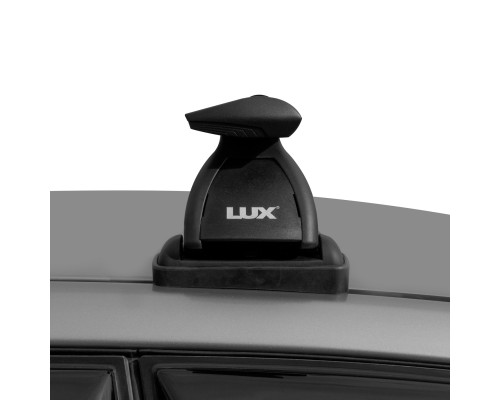 Багажник на крышу LUX с дугами 1,3м аэро-трэвэл (82мм) для со штатным местом 941 (Fiat Doblo I, Volkswagen Amarok) Фото