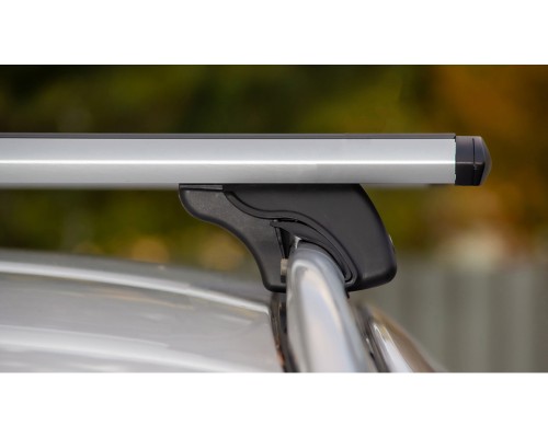 Багажная система LUX КЛАССИК для Toyota Hilux 8 (2015-2022)  (Крыловидные дуги) 1,3м Фото