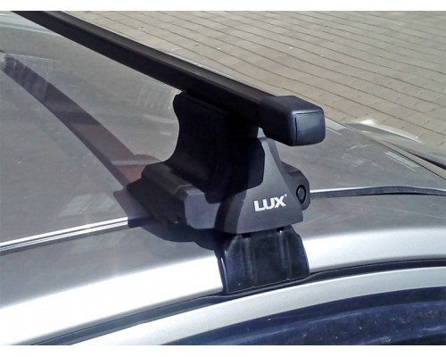 Багажник на крышу D-LUX 1 для Volkswagen Polo 4 (2001-2009) хэтчбек 5-дв. (Прямоугольные дуги Сталь) Фото