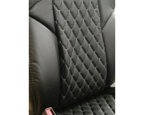 Чехлы на передние сиденья 2 шт; FRONT "РОМБ Бабочка"; ЧЕРНЫЙ; экокожа , серая нить