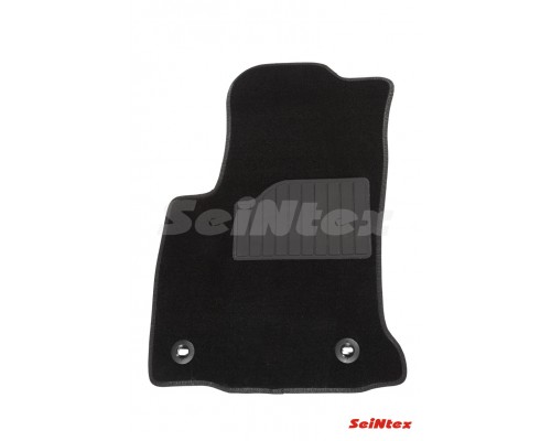 Ворсовые коврики LUX для Toyota Hilux VIII 2015-н.в. Фото